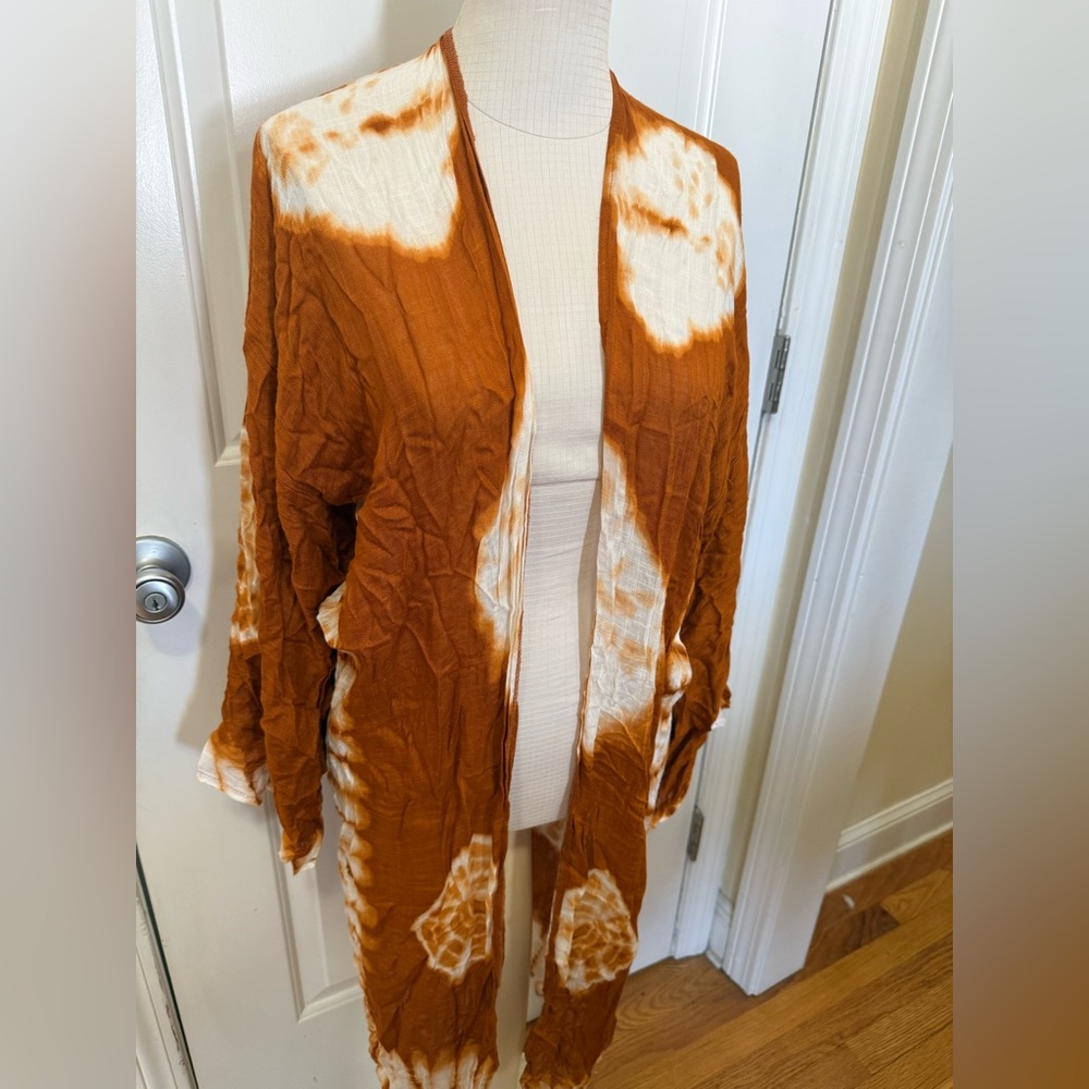 Three Bird Nest Orange and White Kimono